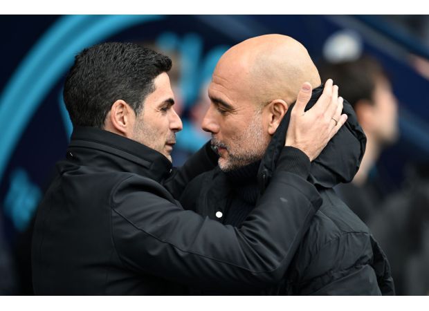 Ex-Arsenal and Man City player predicts outcome of Premier League title race.