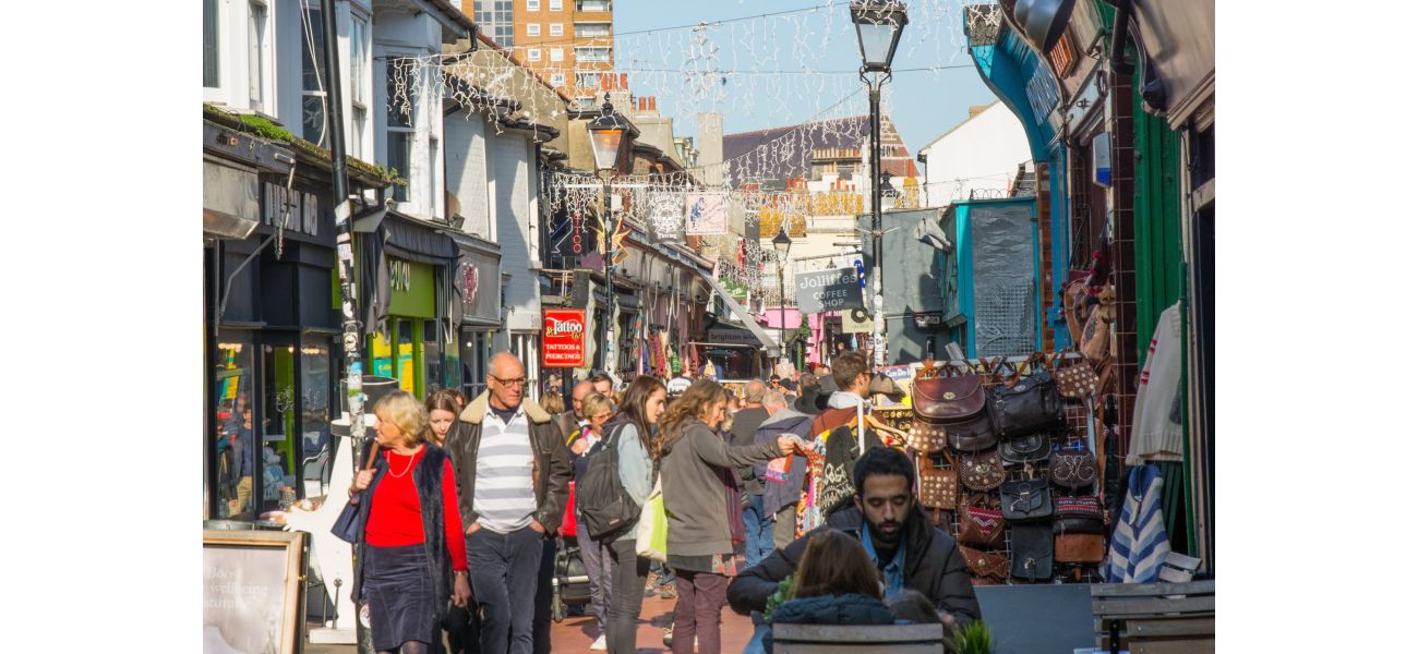 A UK map displays the disposable income of citizens, revealing the wealth of your neighbors.
