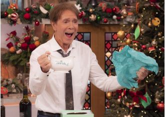 Celebrity chef Sir Cliff Richard's gravy recipe is criticized by top chefs as disgusting, and they have a valid argument.
