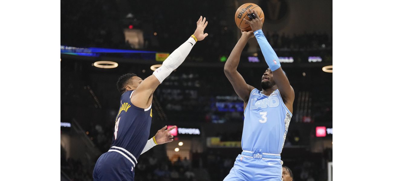 Denver's road trip starts with a loss as the Cavaliers dominate from beyond the 3-point line against the Nuggets.