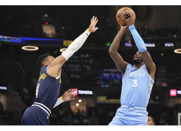 Denver's road trip starts with a loss as the Cavaliers dominate from beyond the 3-point line against the Nuggets.