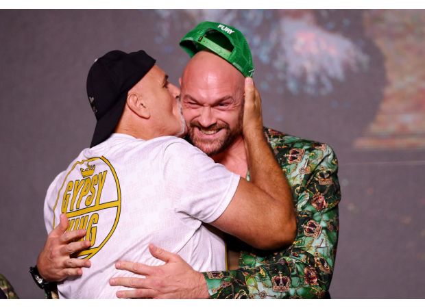 Tyson Fury will keep his father John as his trainer for the rematch against Oleksandr Usyk, choosing not to make any changes.