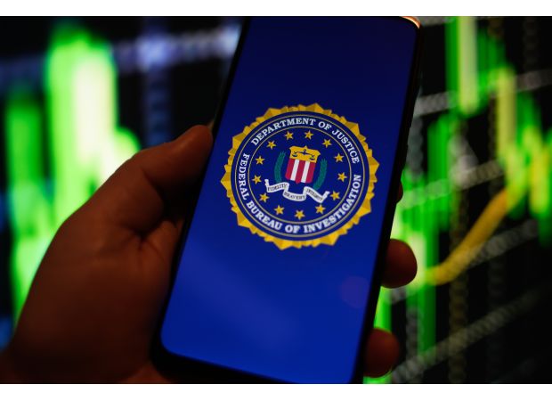 FBI warns people to stop texting on iPhones and Android devices immediately.