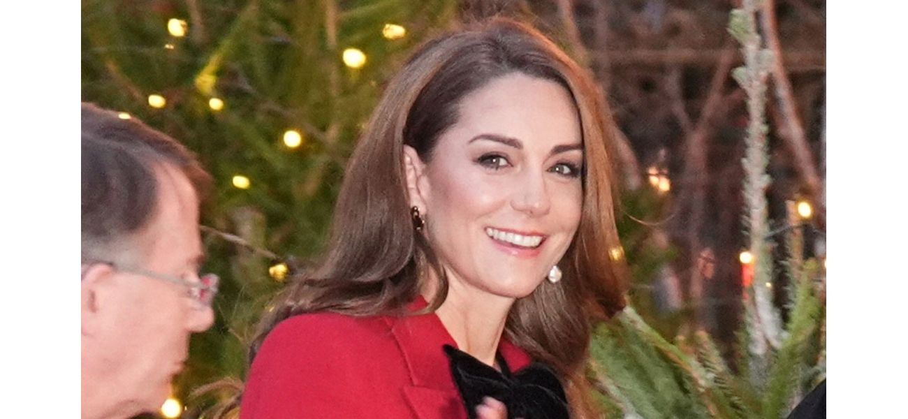 Kate Middleton wears red at Christmas carol service.