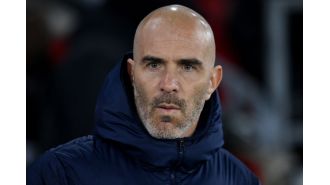 Maresca cautions Chelsea player after being benched from main squad.