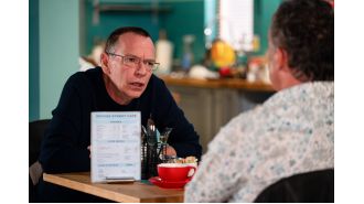 Ian wants big EastEnders couple wedding.