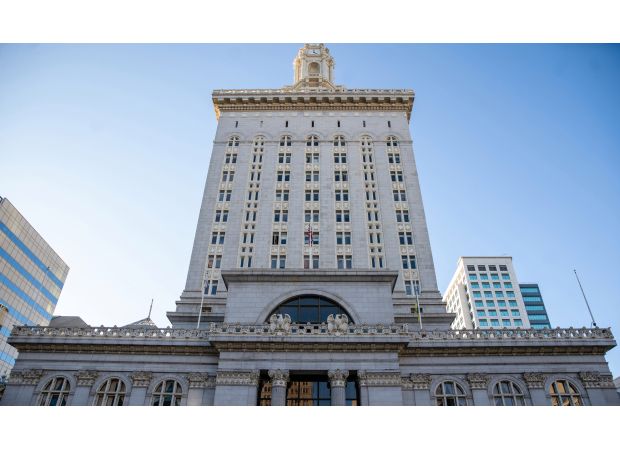 Oakland faces potential job cuts to resolve $130M budget deficit.