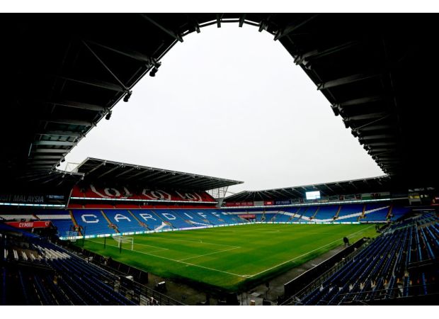 Which football matches were canceled because of Storm Darragh?