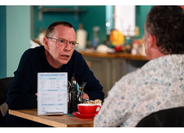 Ian wants big EastEnders couple wedding.