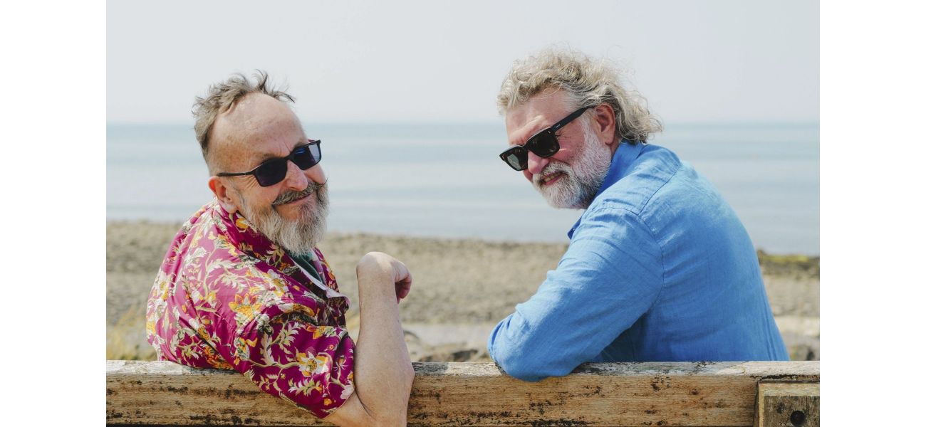 Si King of the Hairy Bikers promises to continue creating TV programs to preserve their legacy with Dave Myers.