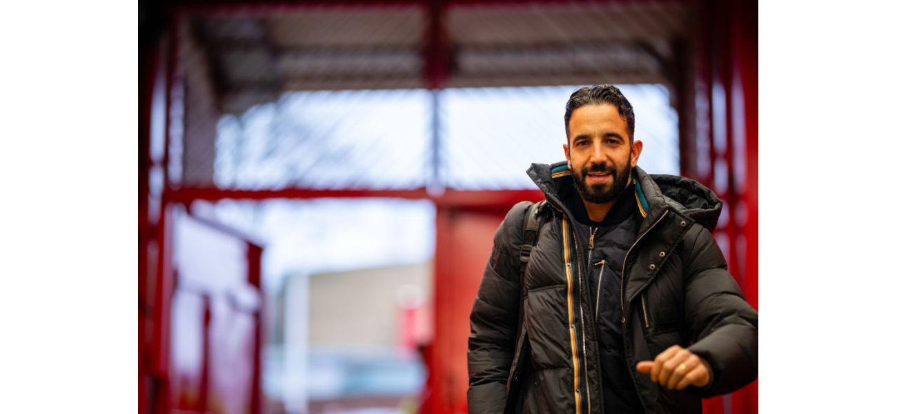 Live updates on the Premier League match between Manchester United and Nottingham Forest, including the current score and confirmed lineups.