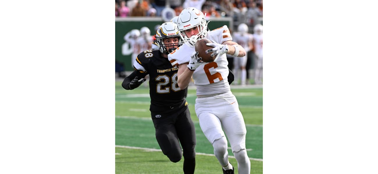 Despite losing in the 3A finals, Mead's selflessness stood out in football.