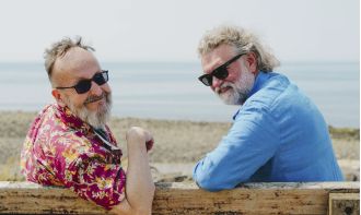 Si King of the Hairy Bikers promises to continue creating TV programs to preserve their legacy with Dave Myers.