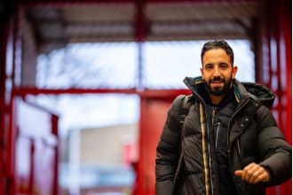 Live updates on the Premier League match between Manchester United and Nottingham Forest, including the current score and confirmed lineups.