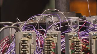 Hundreds of homes in South Australia are without internet due to theft of copper wiring.