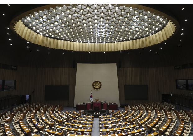 South Korean President Yoon's impeachment attempt is unsuccessful.