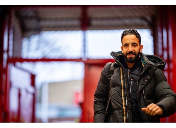 Live updates on the Premier League match between Manchester United and Nottingham Forest, including the current score and confirmed lineups.