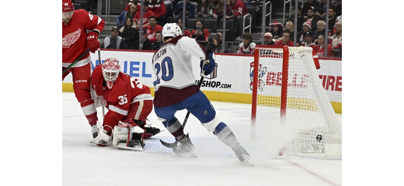 Goalie Alexandar Georgiev has a strong performance to help the Avalanche defeat the Red Wings.