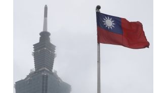 14 Chinese warships and 4 balloons were spotted near Taiwan, according to reports.