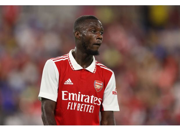 I was the most expensive player on Arsenal's team, but my transfer failed within three months.