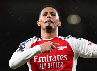 Saliba from Arsenal tells Real Madrid he is open to a transfer.