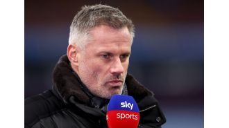 Carragher criticizes 'braindead' Tottenham player following loss to Chelsea.