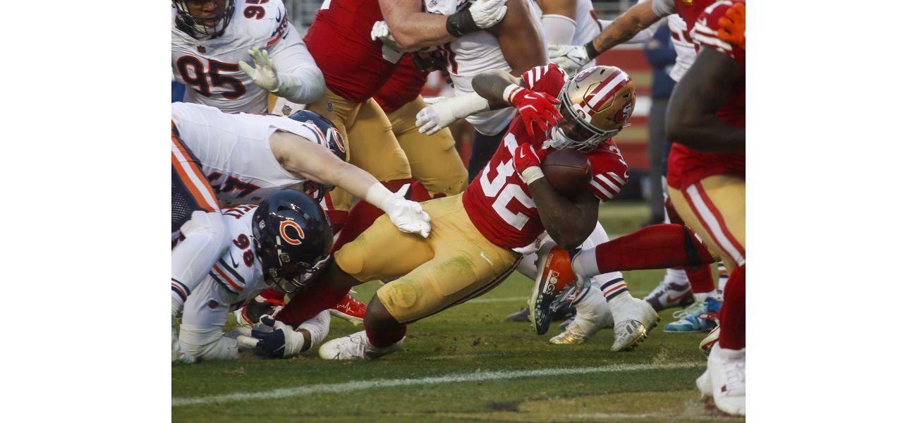See images of the San Francisco 49ers dominating the Chicago Bears in their 38-13 victory.