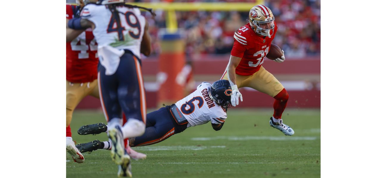49ers' Guerendo shows off versatility in first start against Bears, shrugs off foot injury.