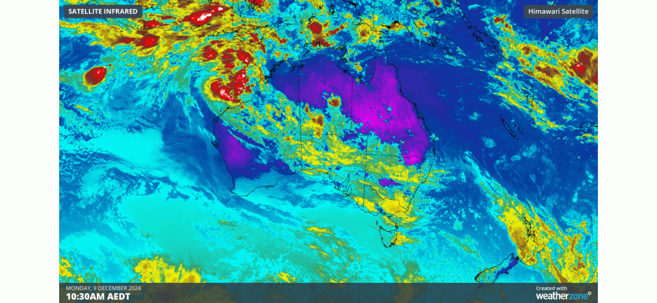 Australian meteorologists warn of potential pre-Christmas cyclone in some areas of the country.