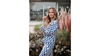 TV star shares story of 'awful' event that led her to quit drinking.