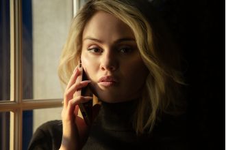 Selena Gomez says sorry for her poor Spanish accent in new Netflix movie.