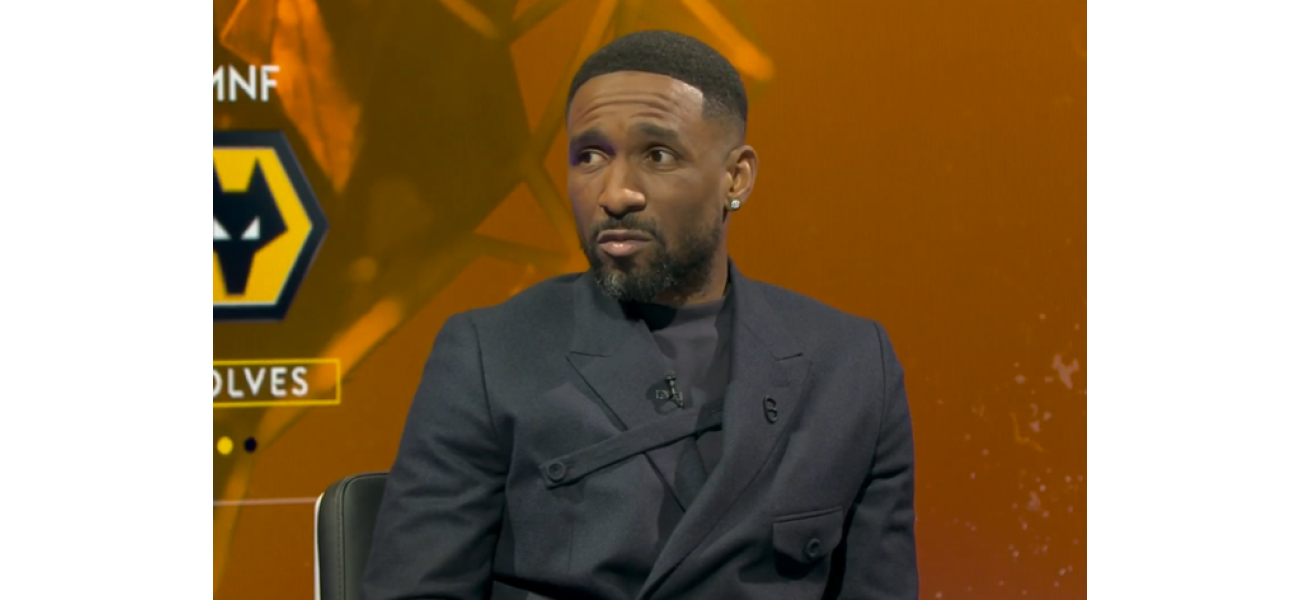 Jermaine Defoe was impressed by a legendary England and Chelsea player during their training sessions.