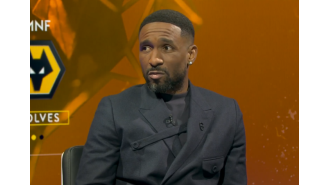 Jermaine Defoe was impressed by a legendary England and Chelsea player during their training sessions.