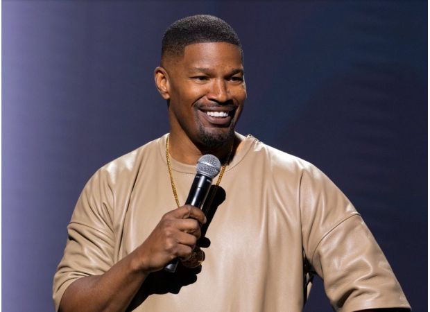 Foxx confirms brain bleed and stroke in medical emergency.