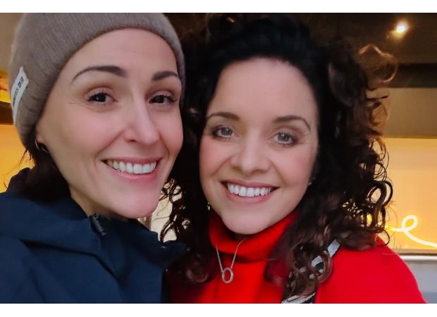 Famous stars from the 2000s come together again years later since appearing on a popular TV show.