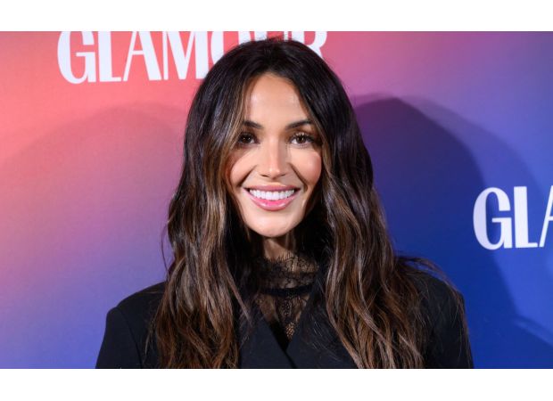 A famous Coronation Street star has risen to become the 9th most searched person in the UK. Can you figure out who it is?