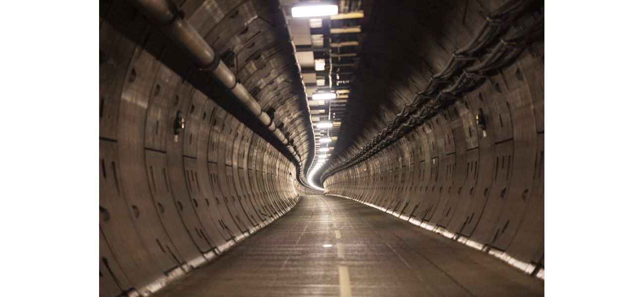 A potential £15 trillion tunnel could connect New York and London in the near future.