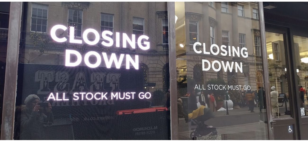 Department store shuts down after 200 years, marking the end of an era.