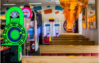 Famous American restaurant resembling a 'kid's casino' may open in UK.