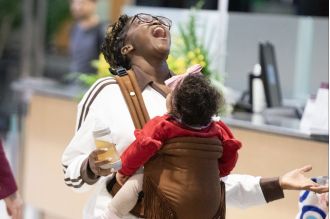 Oti Mabuse's emotional reunion with her 1-year-old daughter on I'm A Celebrity will make you cry.