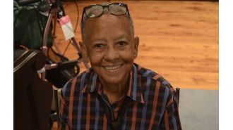 Famed poet and activist Nikki Giovanni passes away at 81.