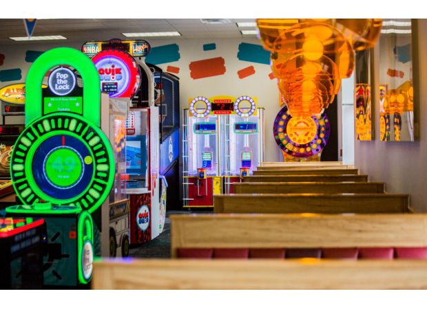 Famous American restaurant resembling a 'kid's casino' may open in UK.