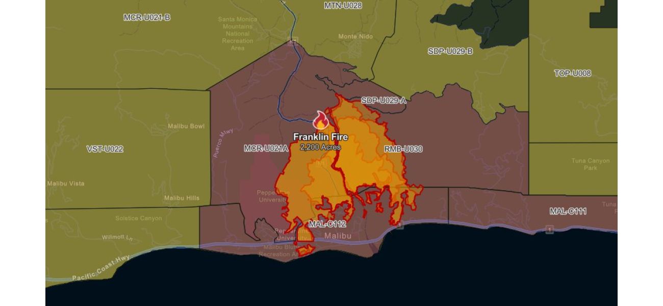 Map displays Malibu wildfire rapidly spreading and forcing residents to evacuate.