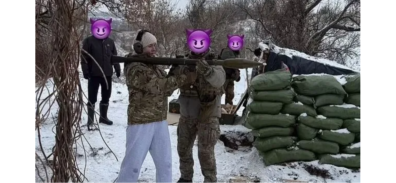 Ukrainian tennis player Elina Svitolina takes photo with large missile launcher during Russian invasion.
