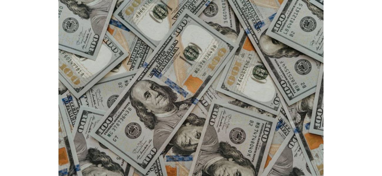 GoFundMe removes pages supporting suspect in CEO murder case.