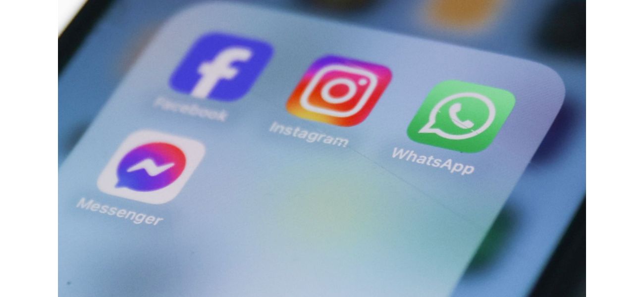 Facebook, Instagram, and WhatsApp are currently experiencing technical difficulties, with many users encountering problems.