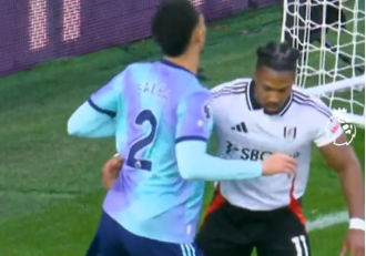 Arsenal supporters criticize Premier League for demonstrating 'unlawful' method of defending corner kicks.