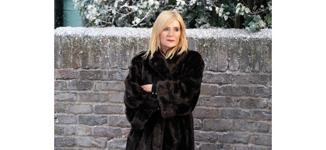 Michelle Collins stands up to online bullies while a fellow EastEnders actor condemns their behavior.