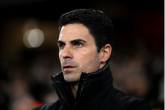 Keown advises Arteta to swap out a player after Arsenal's victory against Monaco.