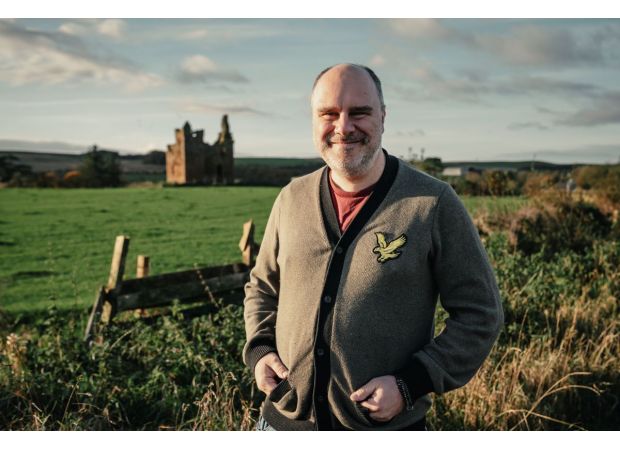 Robert Burns' historic Scottish castle to receive £2 million restoration after changing hands to a new owner.